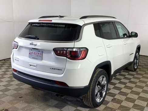 Used 2019 Jeep Compass Limited AWD/4WD image 4