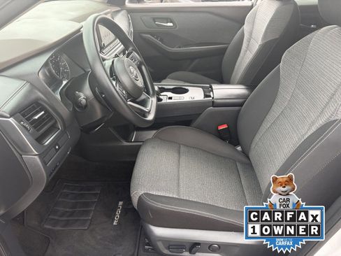 Certified 2023 Nissan Rogue SV FWD image 20