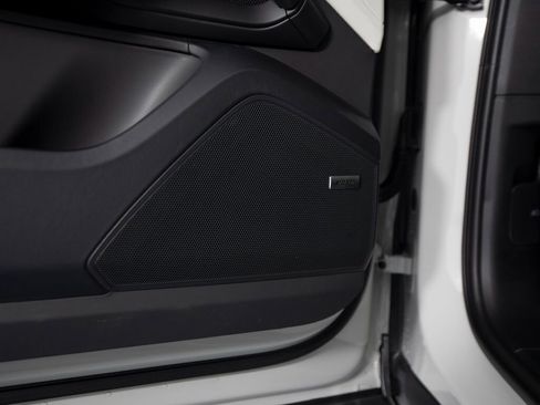 New 2026 Porsche Cayenne S image 15