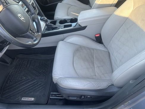Used 2017 Hyundai Sonata Sport w/ Value Edition Package 02 image 11