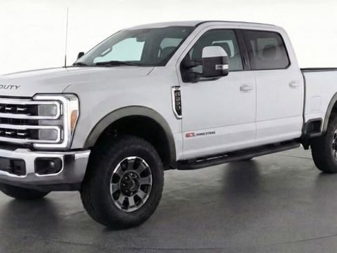 Used 2023 Ford F250 Lariat w/ Tremor Off-Road Package image 16