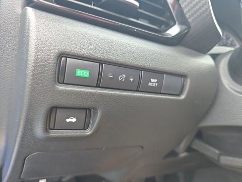 Used 2024 Nissan Sentra SV image 26