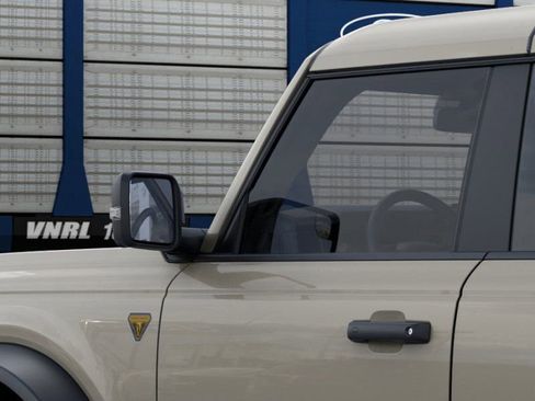New 2025 Ford Bronco Badlands image 23