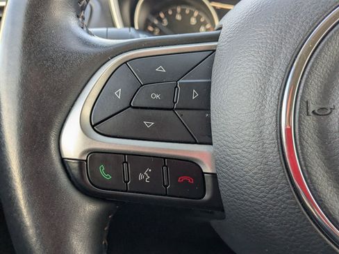 Used 2019 Jeep Compass Limited image 19