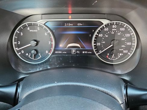 Used 2024 Nissan Sentra SV image 11