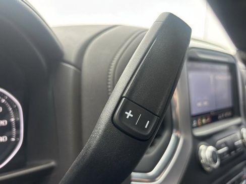 Used 2019 GMC Sierra 1500 SLE w/ SLE Value Package image 19