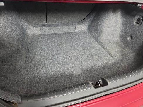 Used 2018 Honda Accord EX image 33