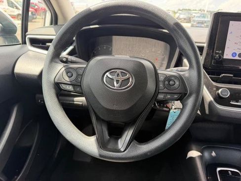 Used 2023 Toyota Corolla LE FWD image 10