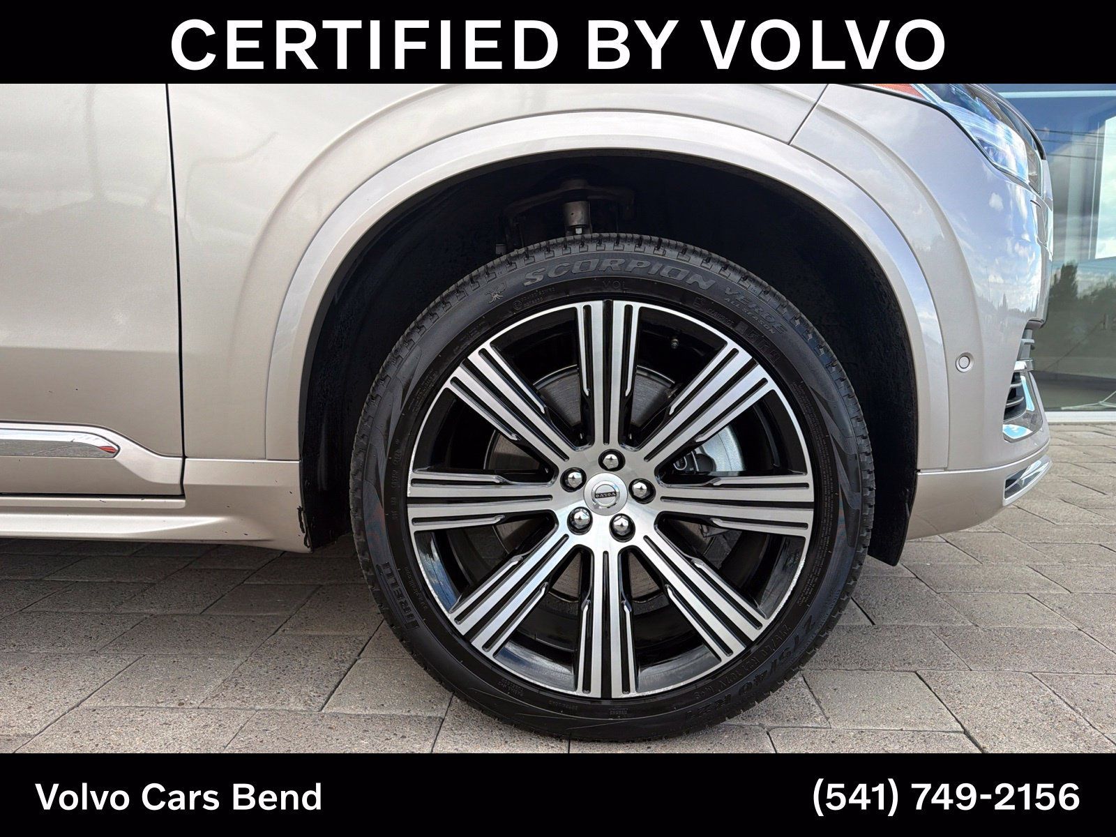 Used 2025 Volvo XC90 T8 Plus w/ Protection Package Premier AWD/4WD image 8