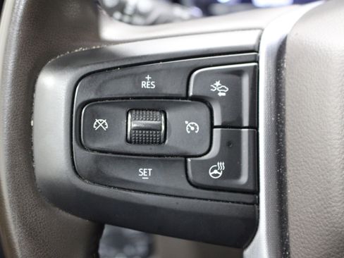 Used 2025 GMC Sierra 1500 SLT RWD image 12