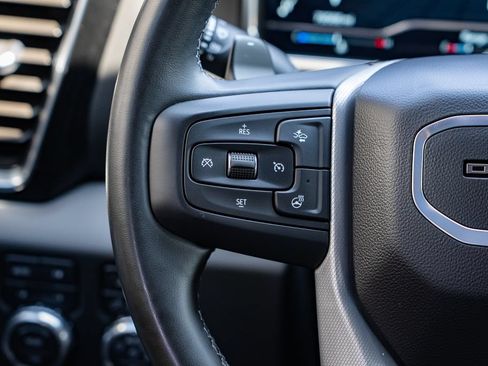 Used 2024 GMC Sierra 1500 Denali w/ Technology Package AWD/4WD image 14