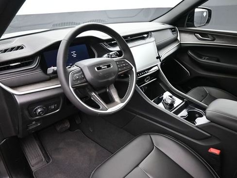 New 2026 Jeep Grand Cherokee Limited w/ Trailer Tow Package RWD image 12