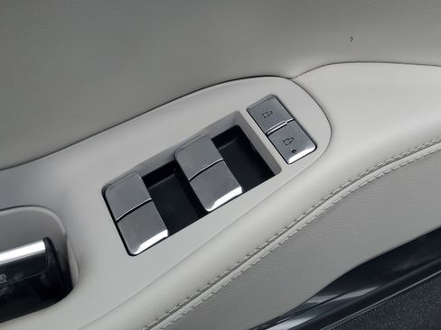 New 2026 Lincoln Navigator Reserve w/ Jet Appearance Package image 10