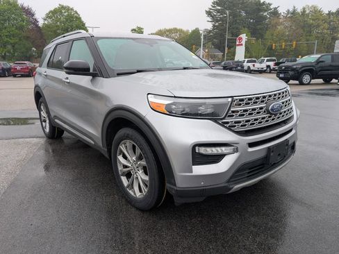 Used 2021 Ford Explorer Limited w/ Equipment Group 301A AWD/4WD image 7