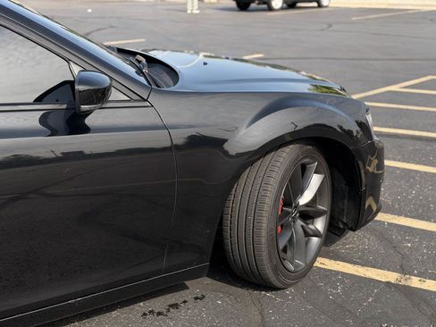 Used 2023 Chrysler 300 C RWD image 3