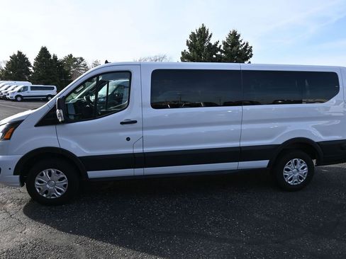 Used 2024 Ford Transit 350 XLT RWD image 7