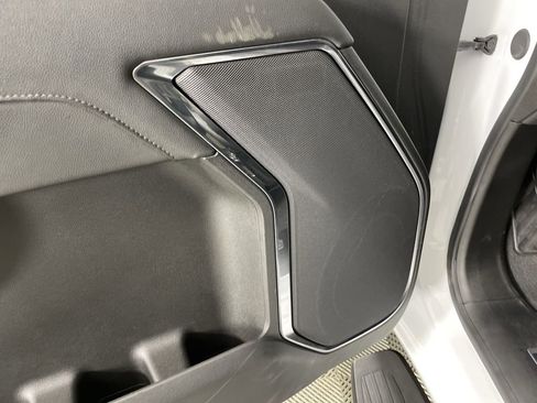 Used 2025 GMC Sierra 2500 SLT image 23