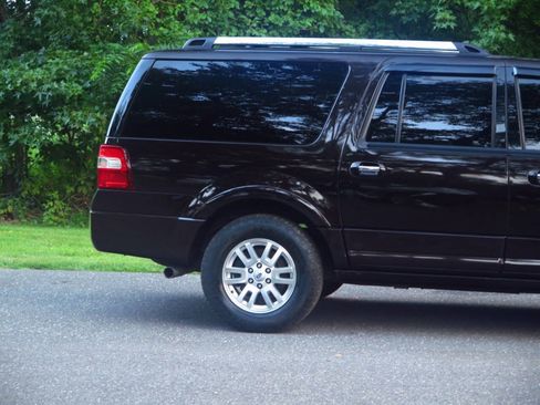 Used 2013 Ford Expedition EL Limited AWD/4WD image 27