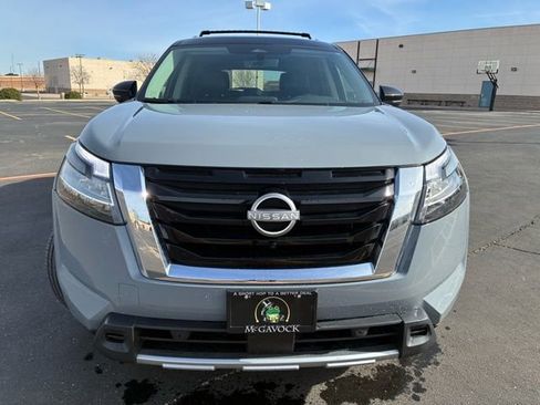 Certified 2024 Nissan Pathfinder SL w/ SL Premium Package image 10