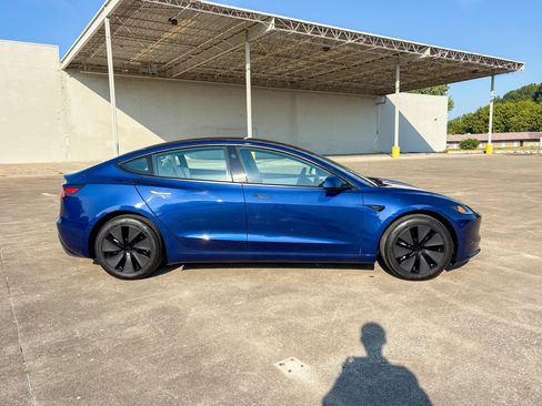 Used 2025 Tesla Model 3 RWD image 13