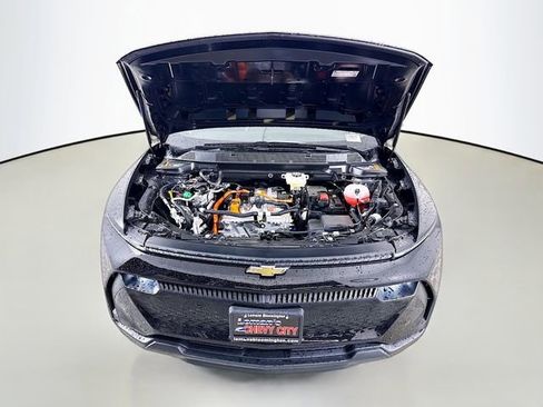 New 2026 Chevrolet Equinox EV LT image 31