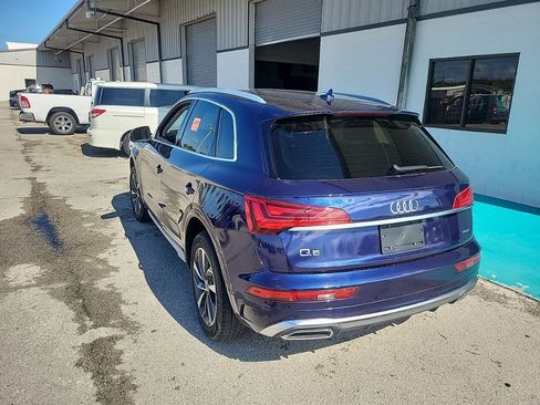 Used 2021 Audi Q5 2.0T Premium w/ Convenience Package image 3