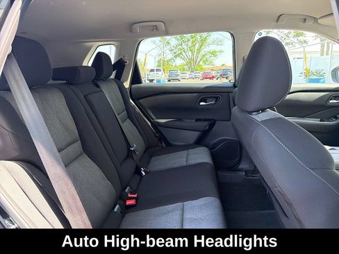 Used 2026 Nissan Rogue SV FWD image 35