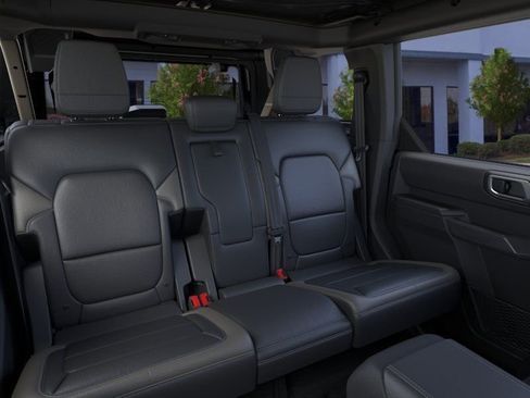 New 2026 Ford Bronco Outer Banks w/ Sasquatch Package AWD/4WD image 36