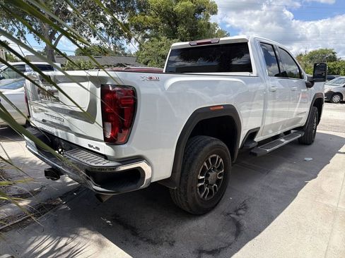 Used 2022 GMC Sierra 2500 SLE w/ SLE Value Package; AWD/4WD image 11
