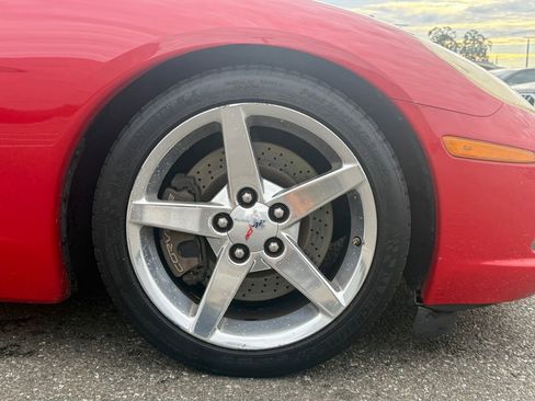 Used 2006 Chevrolet Corvette Base w/ Preferred Equipment Group image 39