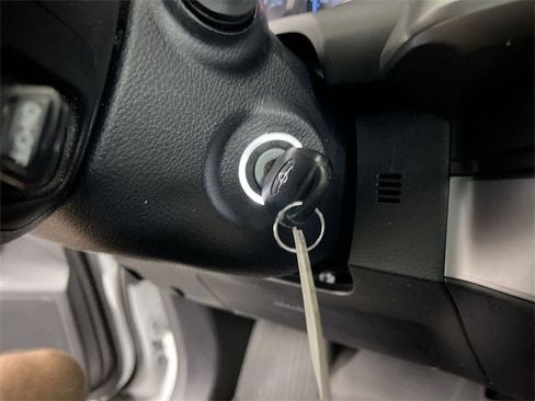 Used 2022 Toyota Tacoma SR5 image 16