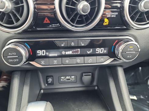 New 2025 Nissan Sentra SV w/ All-Weather Package image 14