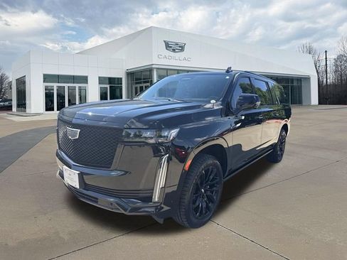 Used 2023 Cadillac Escalade ESV Sport Platinum w/ LPO, ONYX Package AWD/4WD image 7