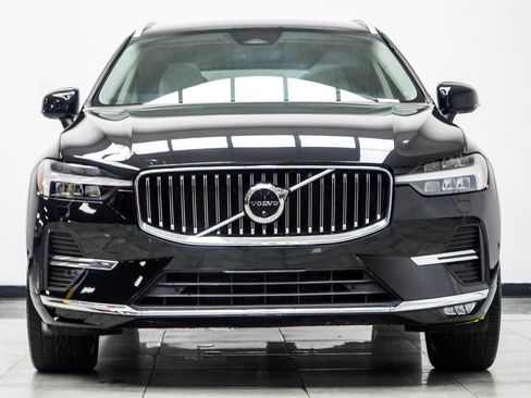 Used 2023 Volvo XC60 B5 Plus w/ Protection Package Premier FWD image 7