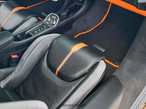 Used 2017 McLaren 570S Coupe RWD image 29
