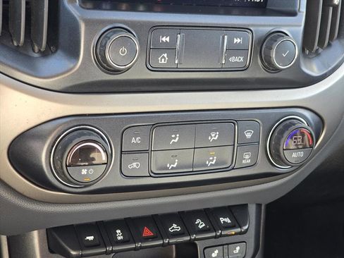 Used 2019 Chevrolet Colorado Z71 image 17