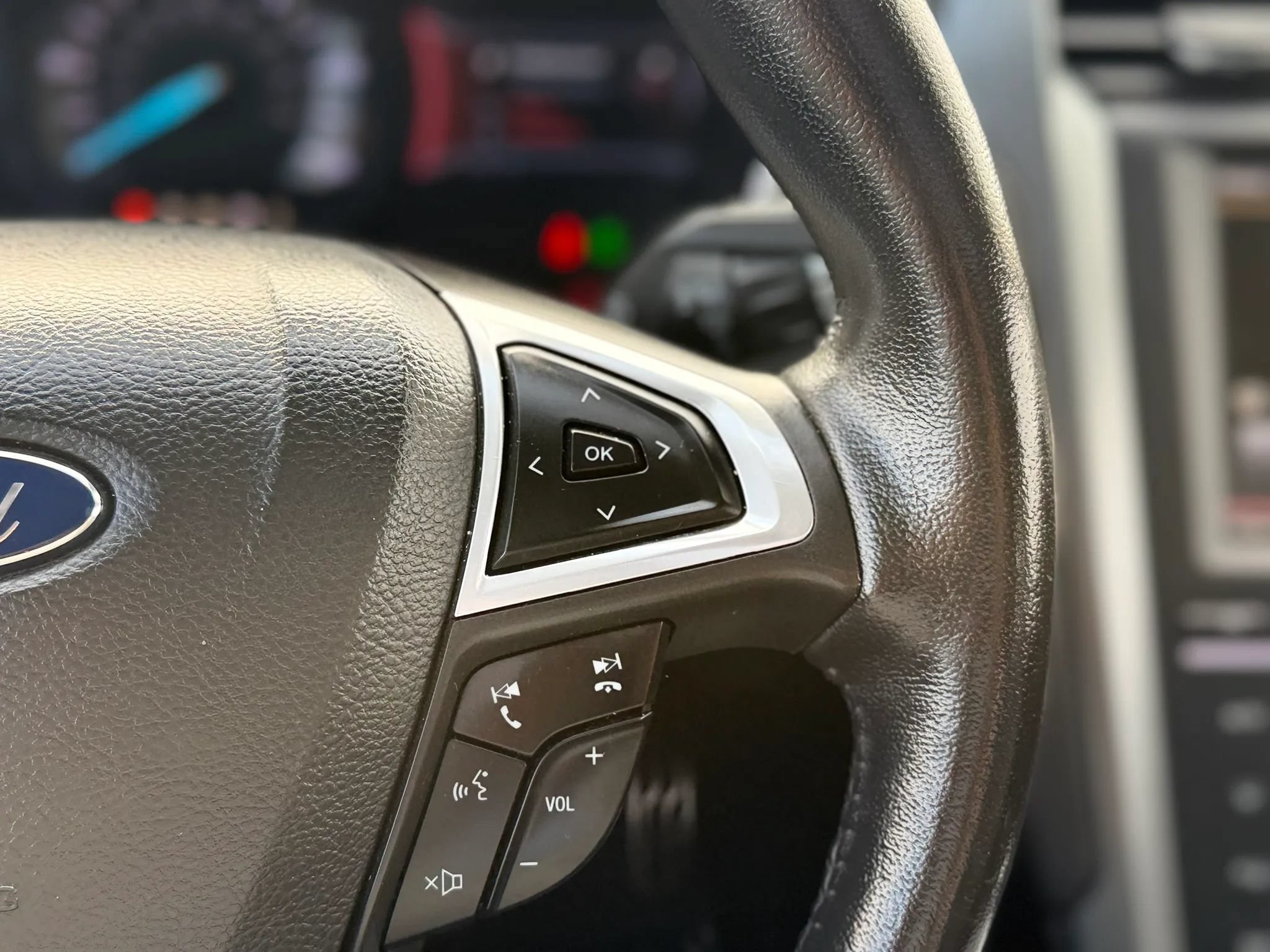 Used 2014 Ford Fusion Titanium FWD image 34