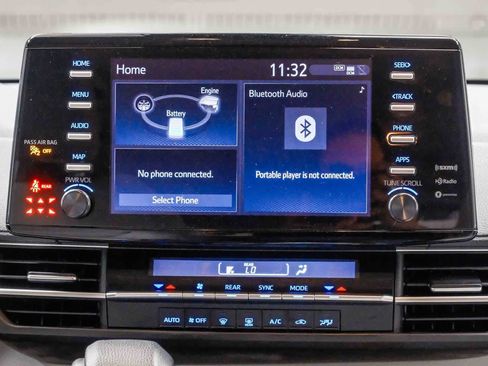 Used 2022 Toyota Sienna LE FWD image 17