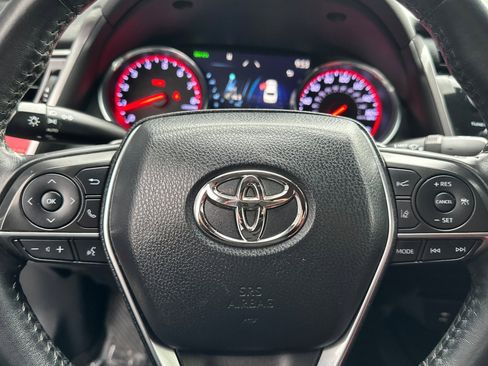 Used 2019 Toyota Camry XSE w/ Navigation Package image 23