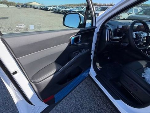 New 2026 Kia Sorento S w/ S Panoramic Sunroof Package AWD/4WD image 11