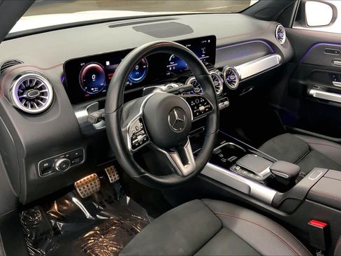 Used 2023 Mercedes-Benz EQB 250+ image 20