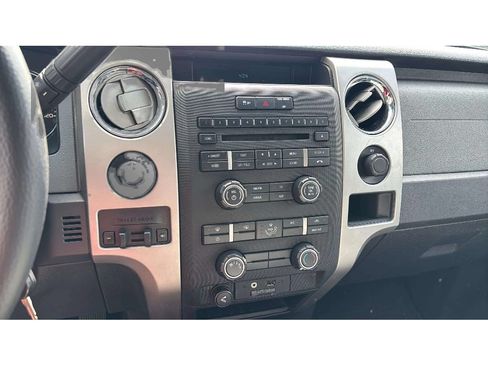 Used 2011 Ford F150 XLT w/ XLT Chrome Pkg AWD/4WD image 15