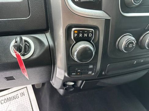 Used 2021 RAM 1500 Classic SLT AWD/4WD image 19