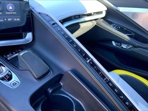 Used 2022 Chevrolet Corvette 3LT w/ Z51 Performance Package image 29