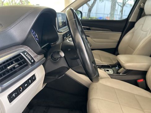 Used 2020 Kia Telluride EX w/ Towing Package FWD image 18