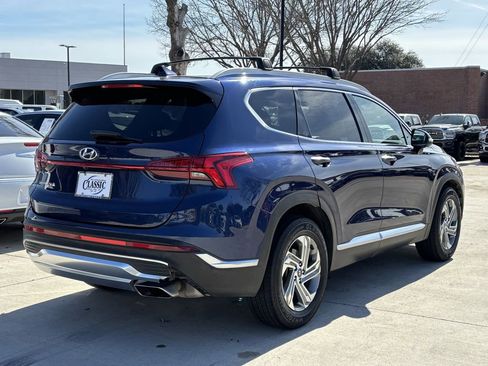 Used 2022 Hyundai Santa Fe SEL w/ Convenience + Premium Package image 3
