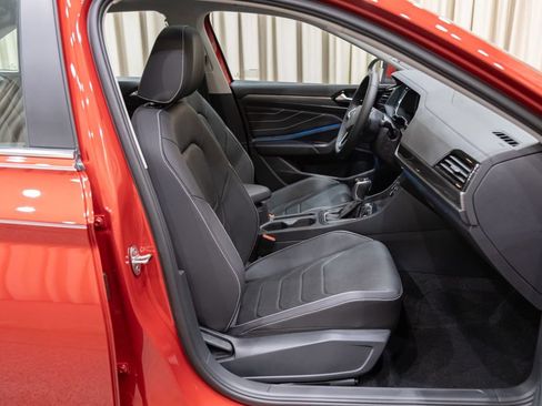 Certified 2024 Volkswagen Jetta SEL FWD image 11