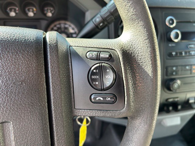 Used 2016 Ford F550 4x4 Regular Cab Super Duty image 21