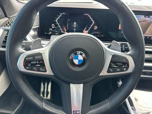 Used 2024 BMW X7 xDrive40i w/ M Sport Package AWD/4WD image 23