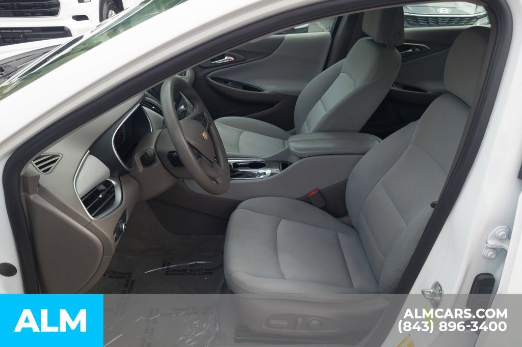 Used 2024 Chevrolet Malibu LT FWD image 15